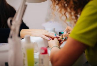 6 Best Nail Salons in New York City