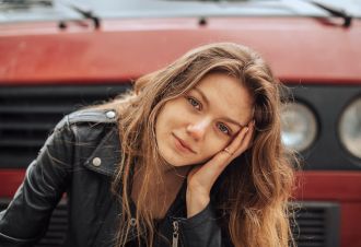 5 Stunning Examples of Dark Brown Hair