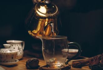 5 Pros and Cons of Tea Kettle